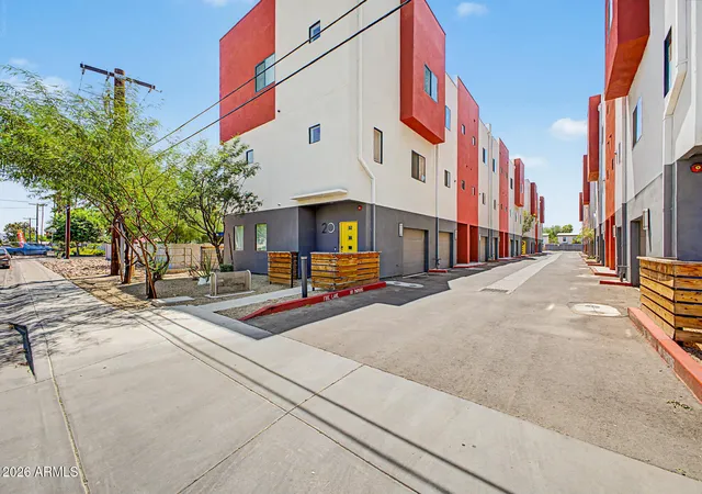 Photo 3 of Townhouse for sale at 1617 W Colter St #20, Phoenix, AZ 85015 | MLS# 7070167 | Listing updated on 2026-09-14