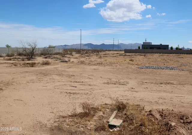 Photo 2 of Land for sale at 25101 W Lowden Rd #368, Wittmann, AZ 85361 | MLS# 7070173 | Listing updated on 2026-08-22