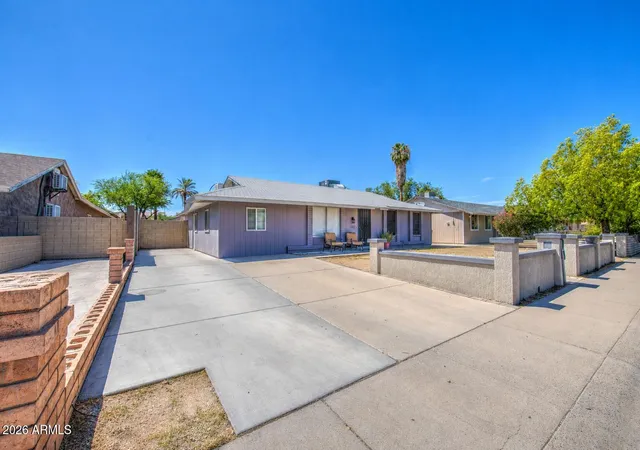Photo 2 of Single family home for sale at 3642 N 72nd Dr, Phoenix, AZ 85033 | MLS# 7070218 | Listing updated on 2026-09-16