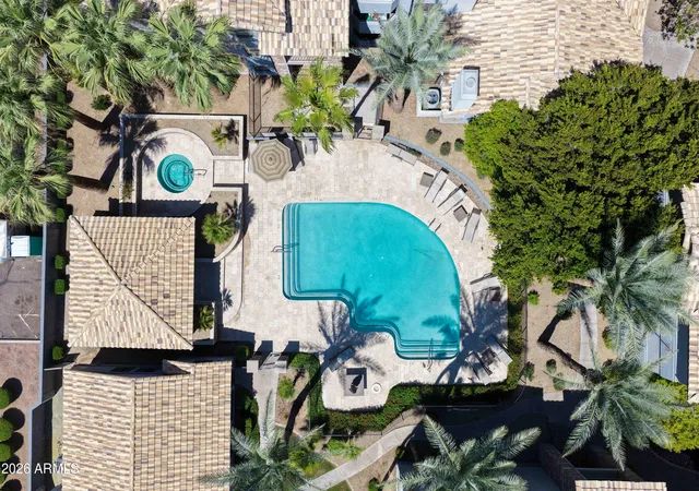 2nd image of 2025 E Campbell Ave #140, Phoenix, AZ 85016 | MLS# 7070204