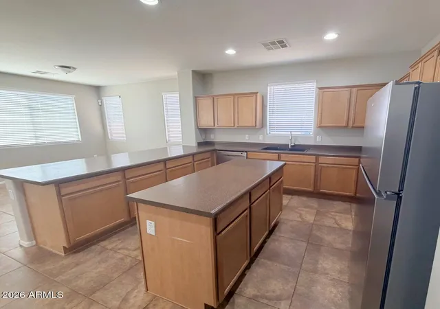 Photo 4 of Single family home for sale at 19294 N Del Mar Ave, Maricopa, AZ 85138 | MLS# 7070362 | Listing updated on 2026-09-11
