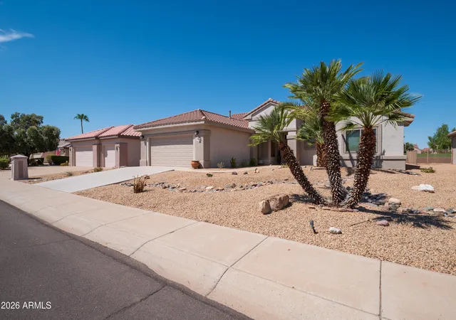 2nd image of 17686 N Amberwood Dr, Surprise, AZ 85374 | MLS# 7070515