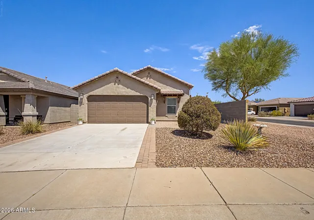 Photo 3 of Single family home for sale at 726 W Jardin Dr, Casa Grande, AZ 85122 | MLS# 7071786 | Listing updated on 2026-09-10