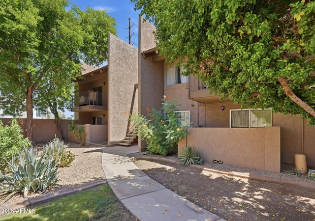 1st image of 5525 E Thomas Rd #C2, Phoenix, AZ 85018 | MLS# 7070316