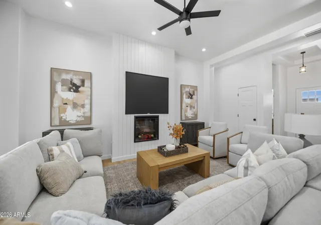 Photo 3 of Single family home for sale at 5563 S Estrella Rd, Gold Canyon, AZ 85118 | MLS# 7070273 | Listing updated on 2026-08-23