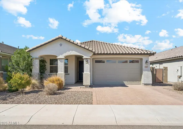 1st image of 2824 W Rainbow Dr, San Tan Valley, AZ 85144 | MLS# 7070356