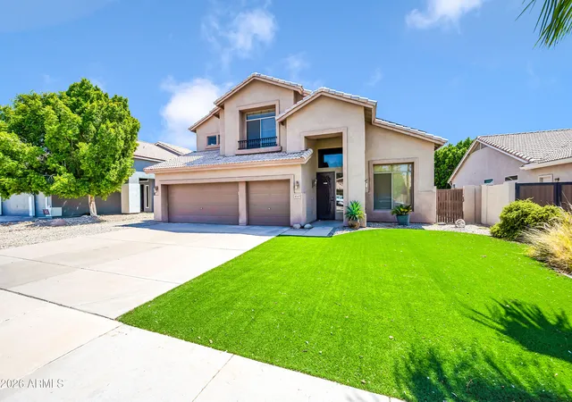 Photo 1 of Single family home for sale at 4049 E Aspen Wy, Gilbert, AZ 85234 | MLS# 7071144 | Listing updated on 2026-09-15