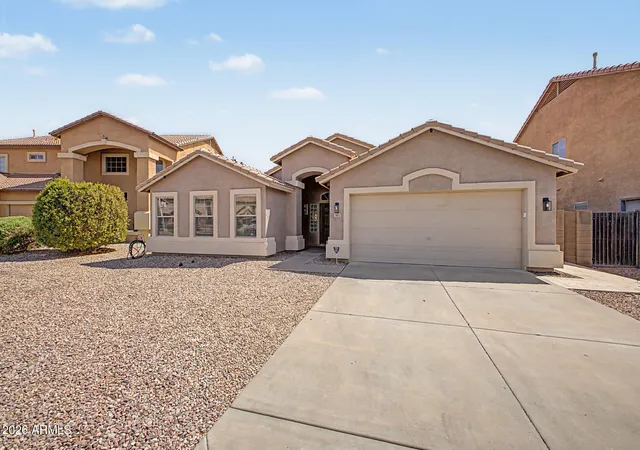 Photo 2 of Single family home for sale at 8013 W Cordes Rd, Phoenix, AZ 85043 | MLS# 7072779 | Listing updated on 2026-09-20
