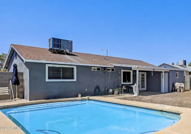 Photo 2 of Single family home for sale at 2621 N 50th Ln, Phoenix, AZ 85035 | MLS# 7070853 | Listing updated on 2026-09-14
