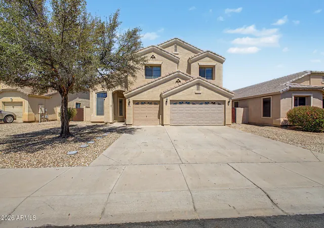 Photo 1 of Sale Pending at 10934 W Locust Ln, Avondale, AZ 85323 | MLS# 7070406 | Listing updated on 2026-08-26