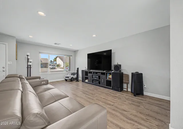 Photo 2 of Single family home for sale at 2357 W Betty Elyse Ln, Phoenix, AZ 85023 | MLS# 7071345 | Listing updated on 2026-09-14