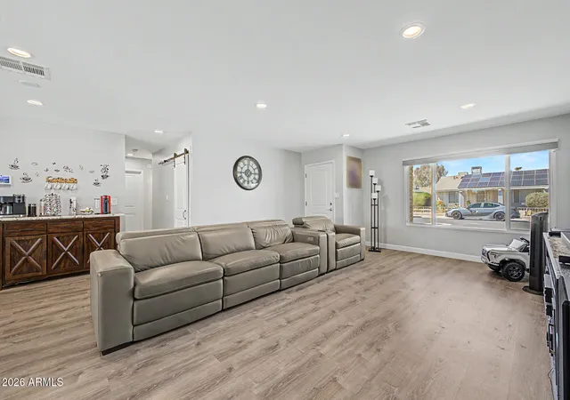 Photo 3 of Single family home for sale at 2357 W Betty Elyse Ln, Phoenix, AZ 85023 | MLS# 7071345 | Listing updated on 2026-09-14
