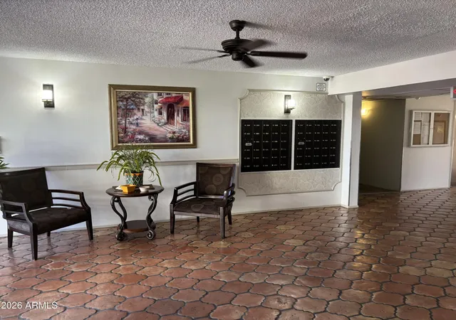 2nd image of 3033 E Devonshire Ave, Phoenix, AZ 85016
