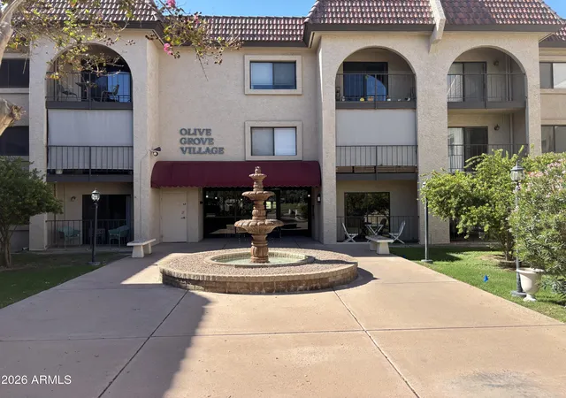 1st image of 3033 E Devonshire Ave #2017, Phoenix, AZ 85016 | MLS# 7070806