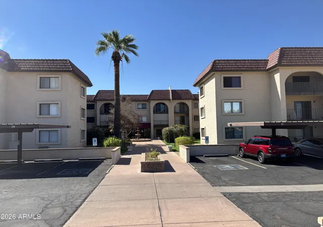 2nd image of 3033 E Devonshire Ave #2017, Phoenix, AZ 85016 | MLS# 7070806