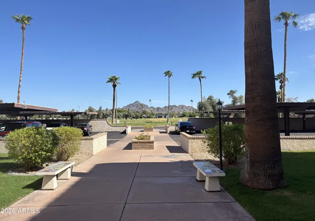 4th image of 3033 E Devonshire Ave #2017, Phoenix, AZ 85016 | MLS# 7070806