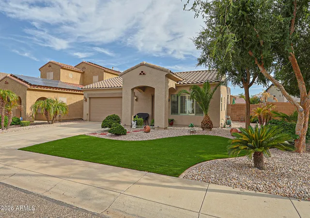 Photo 3 of Single family home for sale at 15933 W Mauna Loa Ln, Surprise, AZ 85379 | MLS# 7072433 | Listing updated on 2026-09-18