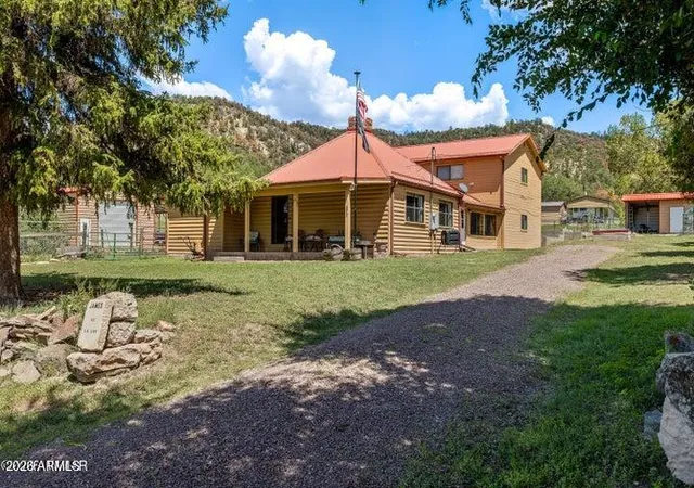 Photo 3 of Single family home for sale at 192 County Road 2180, Nutrioso, AZ 85932 | MLS# 7070391 | Listing updated on 2026-09-03