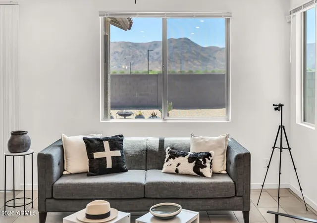 Photo 4 of Single family home for sale at 22333 W Burnett Rd, Surprise, AZ 85387 | MLS# 7072634 | Listing updated on 2026-10-16