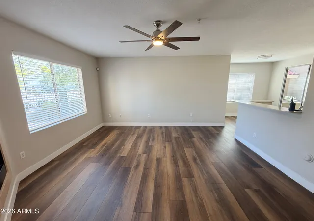 3rd image of 2929 W Yorkshire Dr #1122, Phoenix, AZ 85027 | MLS# 7070416
