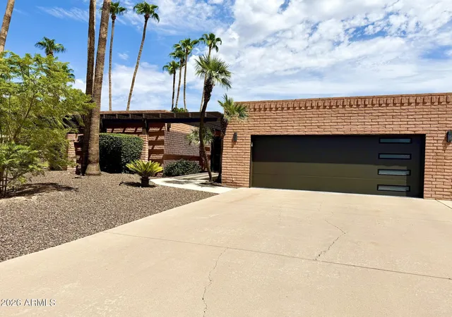 Photo 3 of Single family home for sale at 15217 N Hana Maui Dr, Phoenix, AZ 85022 | MLS# 7070905 | Listing updated on 2026-09-21