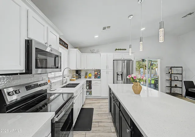 Photo 3 of Sale Pending at 4545 N 67Th Ave #1199, Phoenix, AZ 85033 | MLS# 7070479 | Listing updated on 2026-09-02