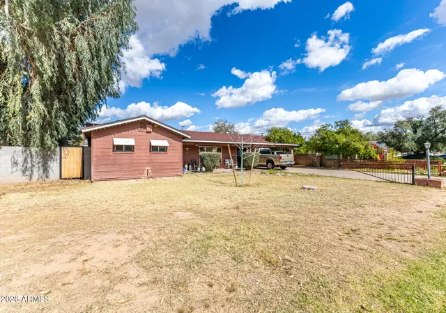 Photo 2 of Single family home for sale at 2250 W Augusta Ave, Phoenix, AZ 85021 | MLS# 7070908 | Listing updated on 2026-09-06