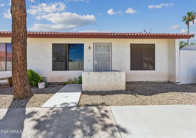 2nd image of 2842 E Beck Ln #4, Phoenix, AZ 85032 | MLS# 7070539