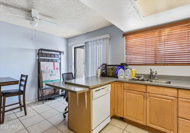 4th image of 2842 E Beck Ln #4, Phoenix, AZ 85032 | MLS# 7070539