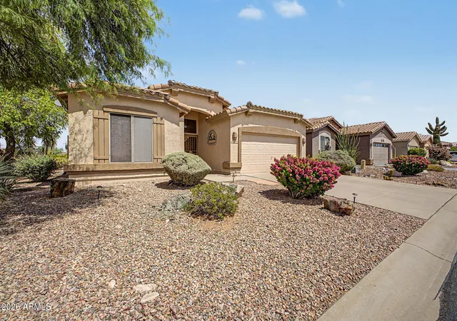 Photo 2 of Single family home for sale at 8072 E Sand Wedge Ln, Gold Canyon, AZ 85118 | MLS# 7072440 | Listing updated on 2026-09-12