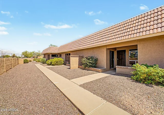 3rd image of 20236 N 6Th Dr #6, Phoenix, AZ 85027 | MLS# 7070720