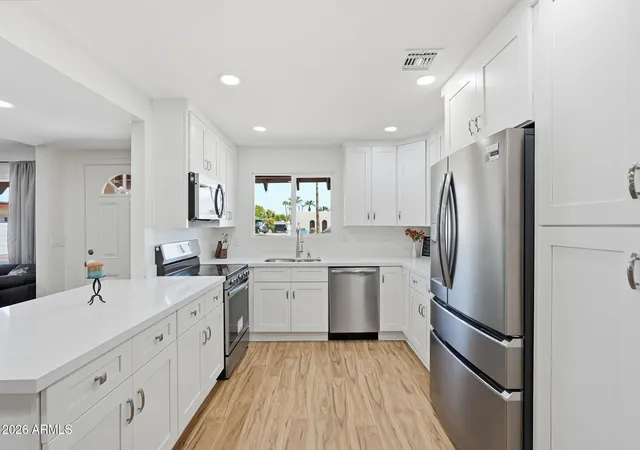 Photo 3 of Single family home for sale at 3209 W Becker Ln, Phoenix, AZ 85029 | MLS# 7070573 | Listing updated on 2026-09-16