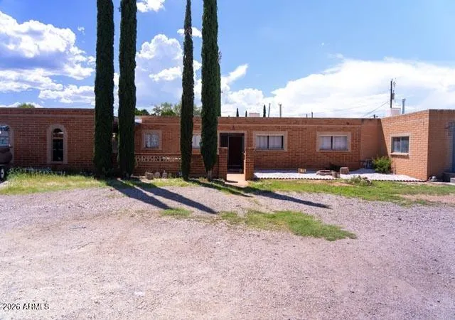 Photo 1 of Single family home for sale at 1036 S Chaparral Cir, Sierra Vista, AZ 85635 | MLS# 7071208 | Listing updated on 2026-09-13