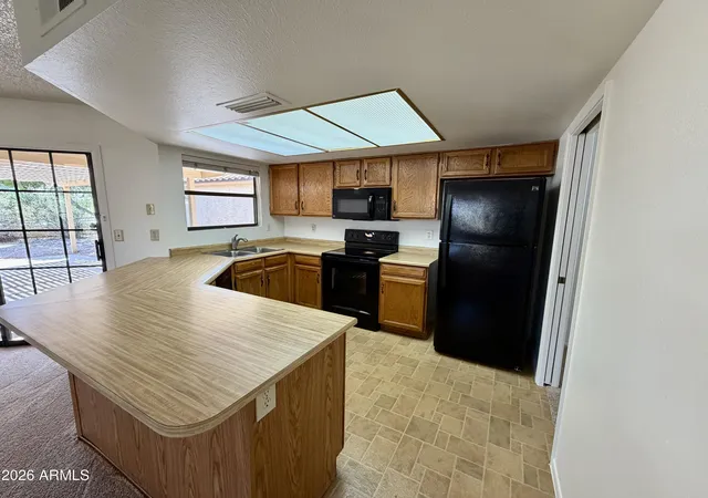 Photo 4 of Single family home for sale at 12282 S Shoshoni Dr, Phoenix, AZ 85044 | MLS# 7070607 | Listing updated on 2026-08-25