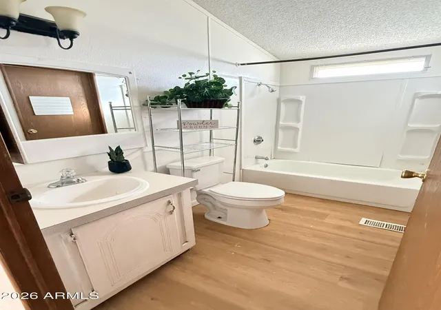 Photo 4 of Manufactured home for sale at 10426 S Corgi Ranch Rd, Hereford, AZ 85615 | MLS# 7070674 | Listing updated on 2026-08-25