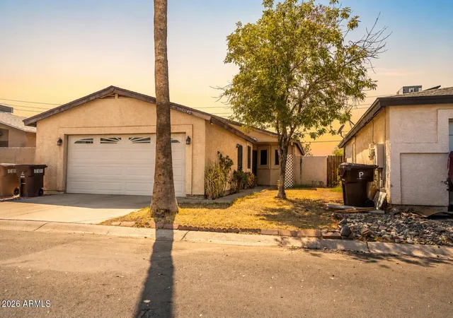 Photo 3 of Single family home for sale at 11140 N 82nd Ln, Peoria, AZ 85345 | MLS# 7070646 | Listing updated on 2026-09-24