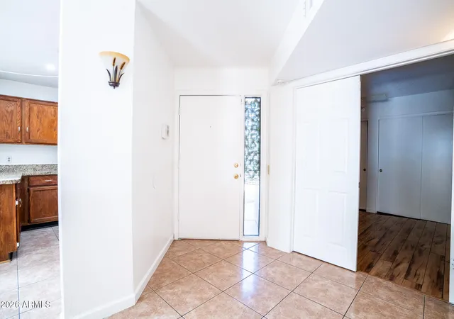 Photo 4 of Single family home for sale at 11140 N 82Nd Ln, Peoria, AZ 85345 | MLS# 7070646 | Listing updated on 2026-09-24