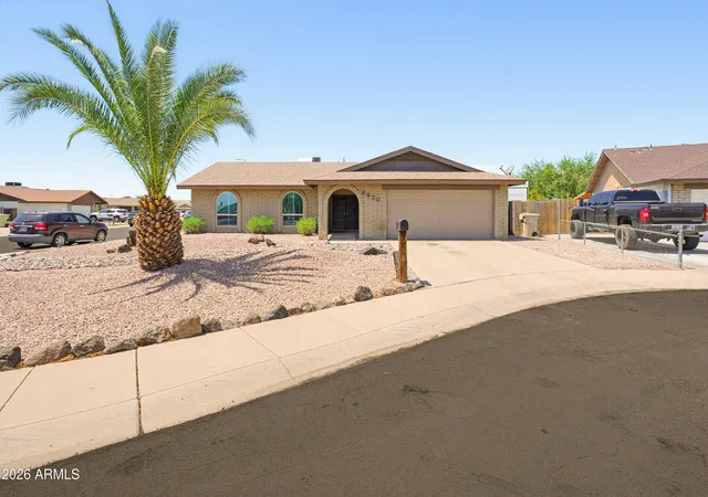 Photo 2 of Single family home for sale at 6620 W Mercer Ln, Glendale, AZ 85304 | MLS# 7071473 | Listing updated on 2026-09-03