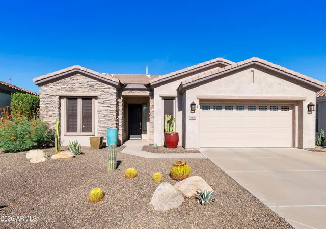 Photo 3 of Sale Pending at 5408 S Marigold Wy, Gilbert, AZ 85298 | MLS# 7071065 | Listing updated on 2026-09-01