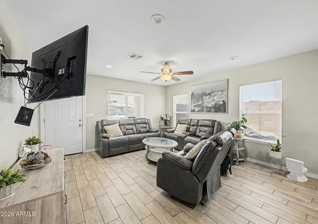 Photo 4 of Single family home for sale at 3828 W Latham St, Phoenix, AZ 85009 | MLS# 7071294 | Listing updated on 2026-10-22