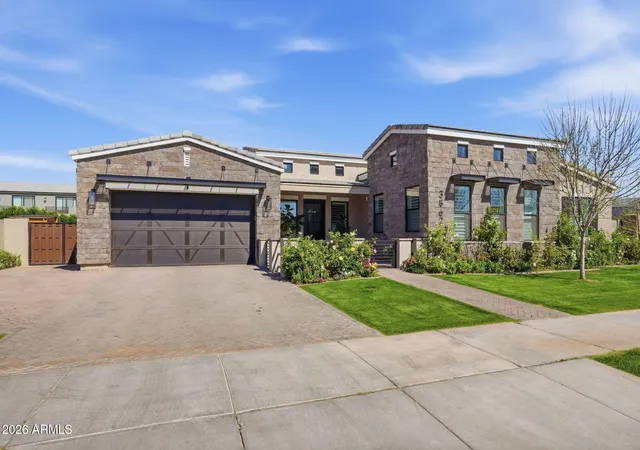 Photo 3 of Single family home for sale at 3862 E Bloomfield Pkwy, Gilbert, AZ 85296 | MLS# 7070696 | Listing updated on 2026-09-30