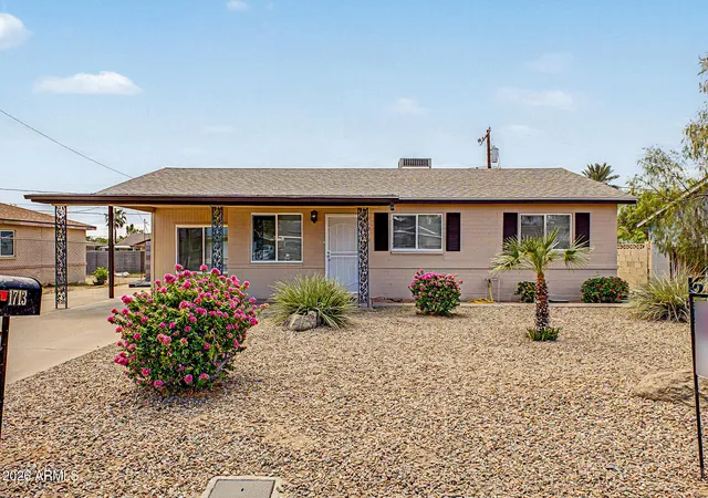 Photo 1 of Single family home for sale at 1713 W North Ln, Phoenix, AZ 85021 | MLS# 7070917 | Listing updated on 2026-09-09