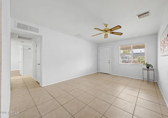 Photo 4 of Single family home for sale at 1713 W North Ln, Phoenix, AZ 85021 | MLS# 7070917 | Listing updated on 2026-09-09