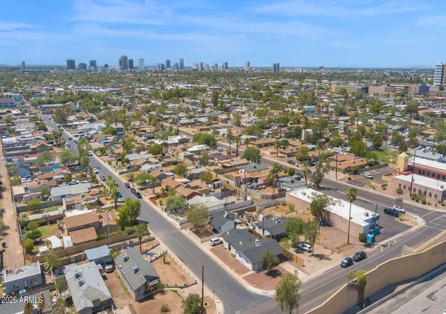 8th image of 2228 N 20th St, Phoenix, AZ 85006 | MLS# 7070756