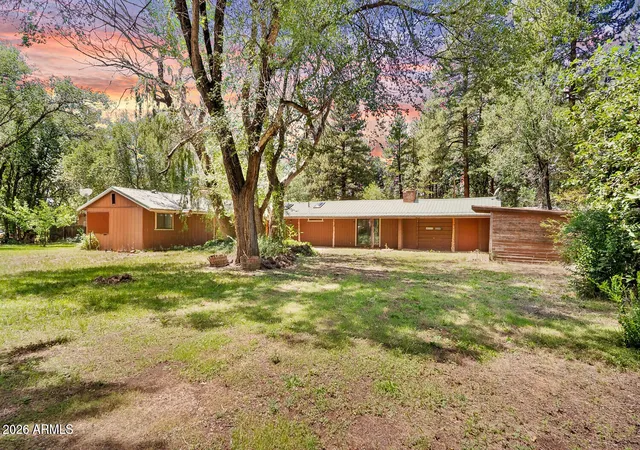 Photo 1 of Single family home for sale at 1336 S Penrod Dr, Pinetop, AZ 85935 | MLS# 7099020 | Listing updated on 2026-10-28