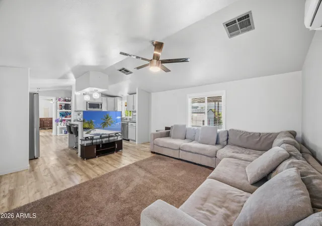 Photo 3 of Manufactured home for sale at 5125 E Clearview Ave, Sierra Vista, AZ 85650 | MLS# 7071253 | Listing updated on 2026-09-05