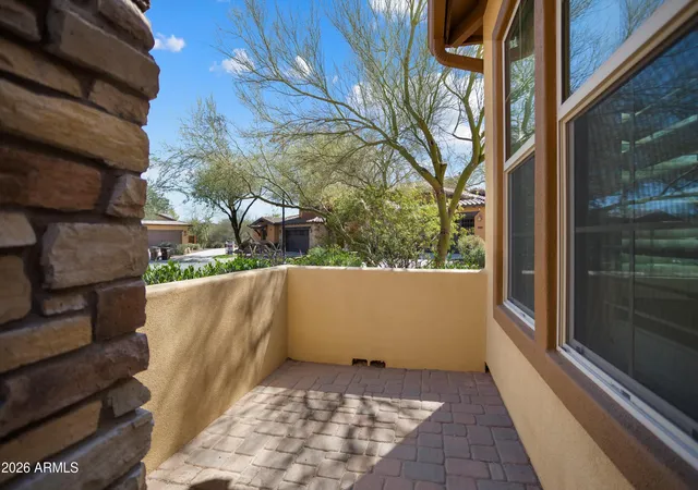 Photo 4 of Townhouse for sale at 12047 W Red Hawk Dr, Peoria, AZ 85383 | MLS# 7073595 | Listing updated on 2026-09-01