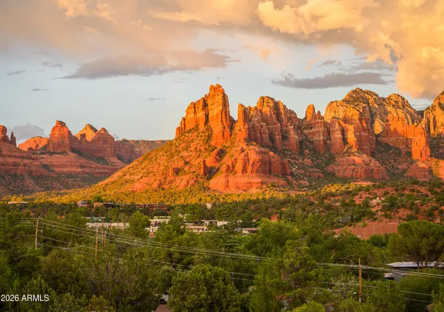 Photo 1 of Single family home for sale at 303 Oak Ridge Ln, Sedona, AZ 86336 | MLS# 7071736 | Listing updated on 2026-09-29