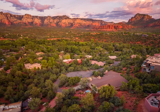 Photo 1 of Single family home for sale at 303 Oak Ridge Ln, Sedona, AZ 86336 | MLS# 7071736 | Listing updated on 2026-09-11