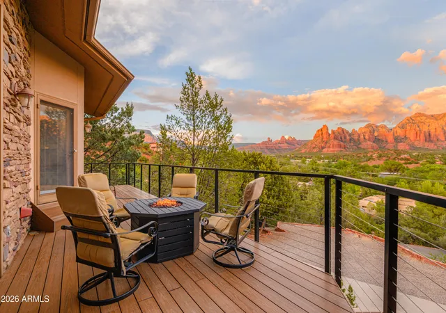 Photo 4 of Single family home for sale at 303 Oak Ridge Ln, Sedona, AZ 86336 | MLS# 7071736 | Listing updated on 2026-09-29